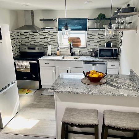 Cozy 1Br Apt In Elizabeth -10 Min To Ewr Airport & 30 Min To Nyc Apartment Luaran gambar